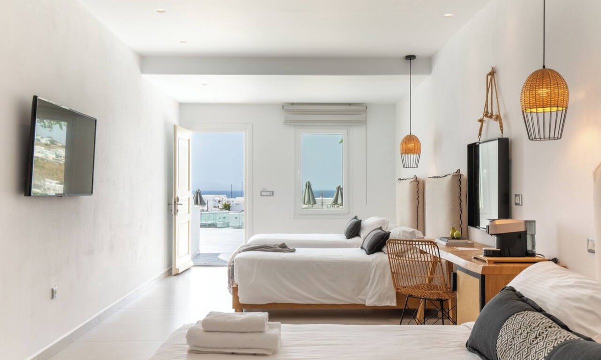 Platis Gialos Hotel | The George Hotel