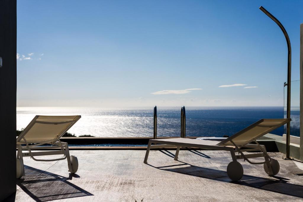 Agios Vasileios Bed & Breakfast | The House on the Cove