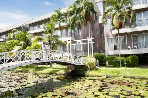 Central Pattaya Hotel | The Leela Resort & Spa Pattaya