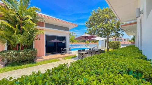 Thep Kasattri House | The Memories Hill Phuket