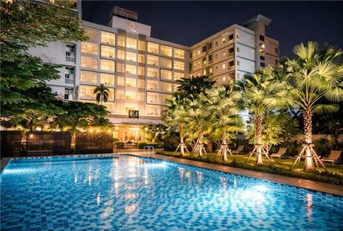 Suan Luang Hotel | The Platinum Suites Bangkok by Dancenter