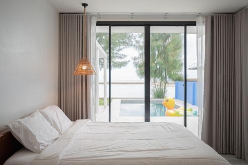 Phetchaburi Villa | The Seacation Pool Villa