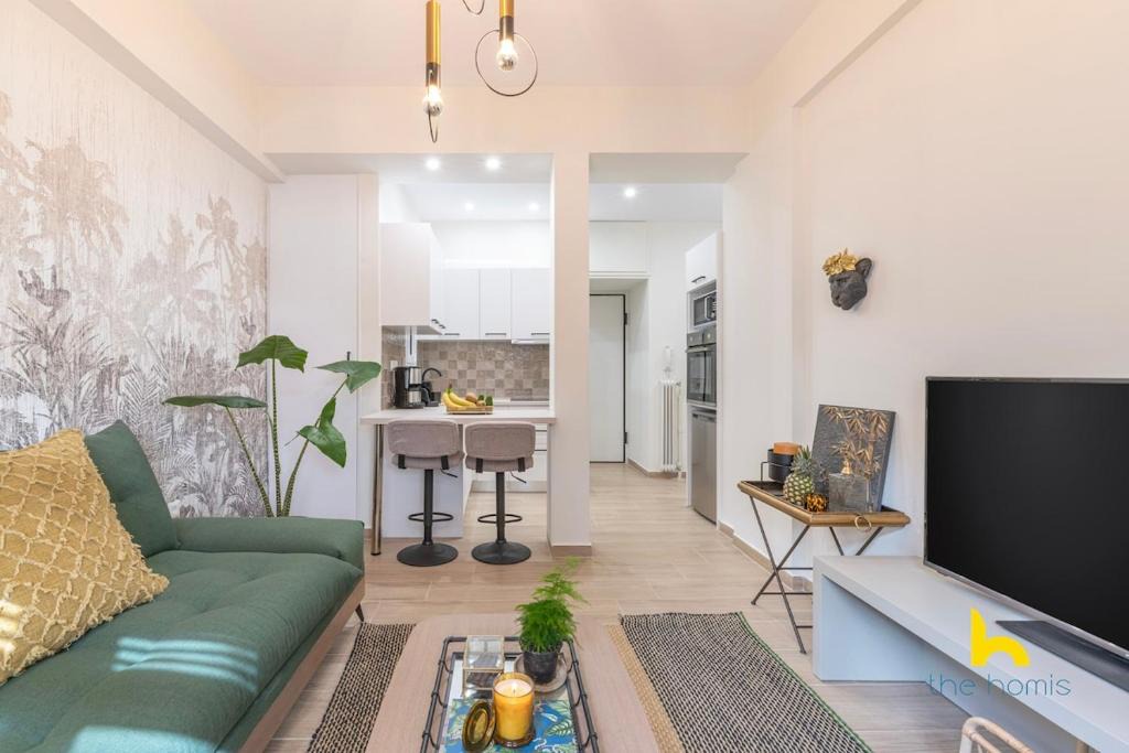Filopappou Apartment | The Urban Jungle Escape Corner APT Near Acropolis