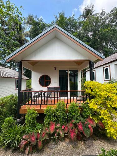 Ko Yao House | The white resort & restaurant koh yao yai