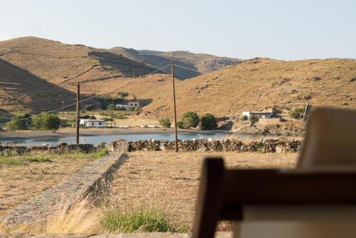 Kithnos Apartment | Themonies Suites and Apartments