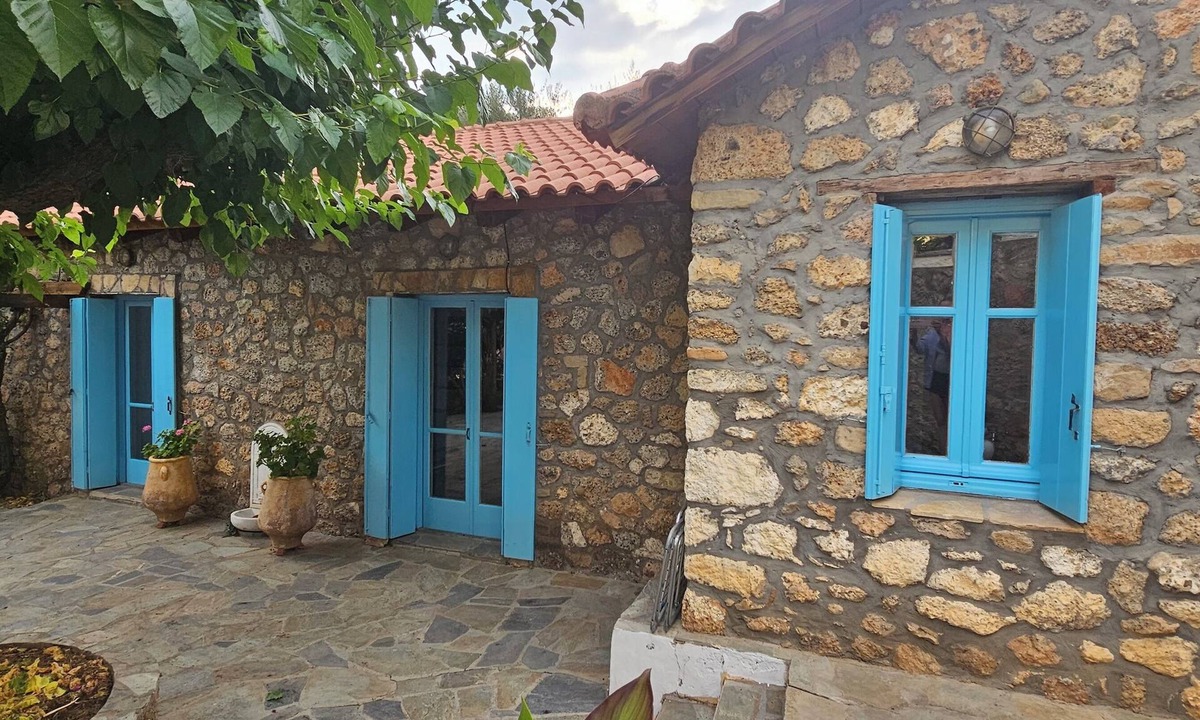 Egira House | Traditional stone house for 8 in a working olive grove — 2 hrs from Athens