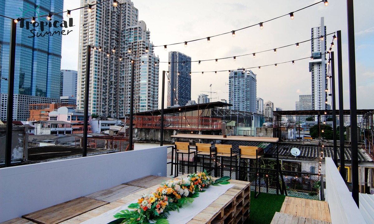 Sathorn Hostel | Tropical Summer Hostel