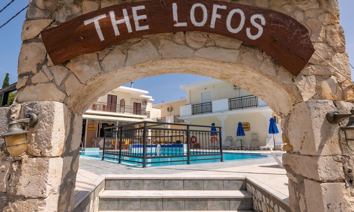 Alykes Apartment | Two Bedroom Apartment (5 pax) - The Lofos Studios