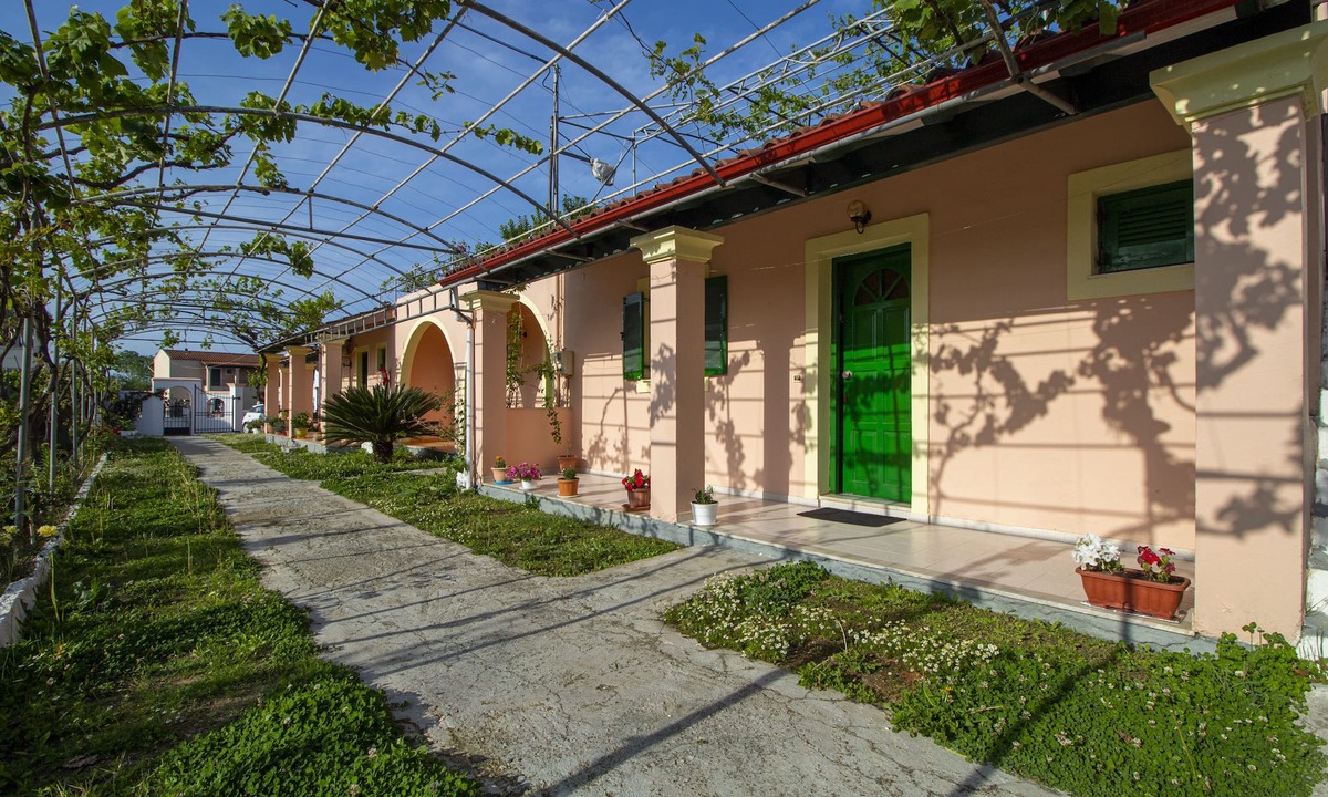 Roda Apartment | Tzoras Apartment Roda Corfu