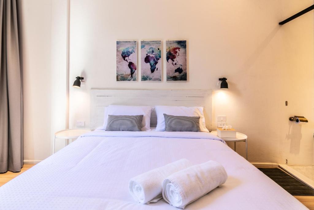 Din Daeng House | UHU Bangkok
