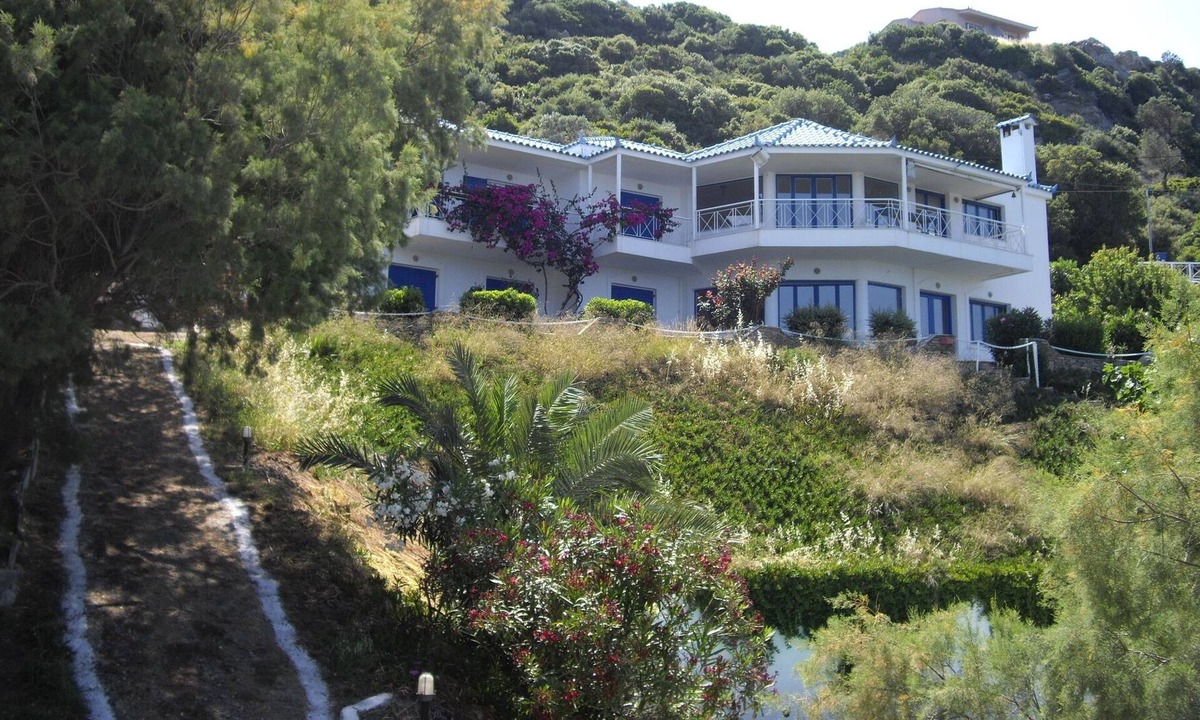 Kymi-Aliveri Villa | Unique!! Private Beach & Pool Summer House