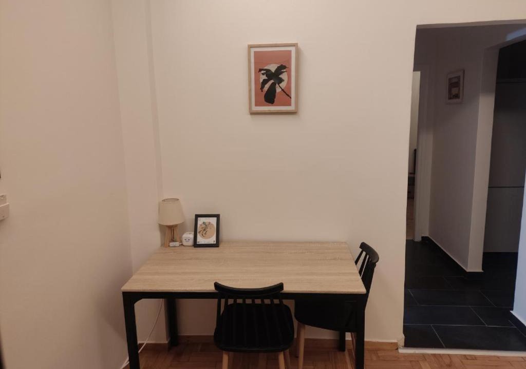 Kaisariani Apartment | Urban Studio