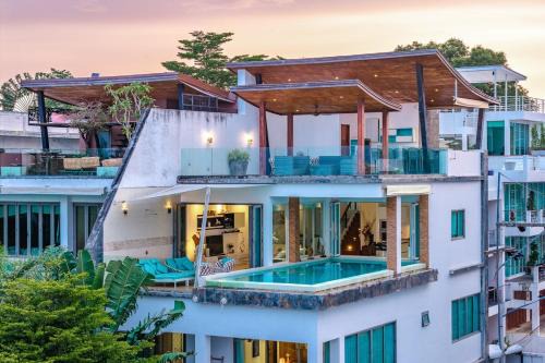 Ban Saiyuan House | V210 Retreat 3BR Top of the Range, Sea View,Lift