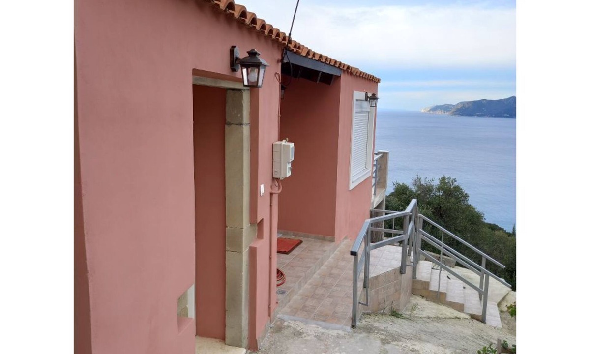 Pentati House | Vacation Home "Pantheon House" with Sea View, Balcony & Wi-Fi