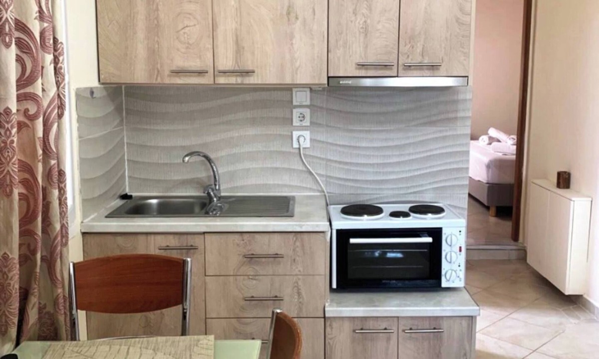 Pineios Apartment | Vasiliki's Apartment B