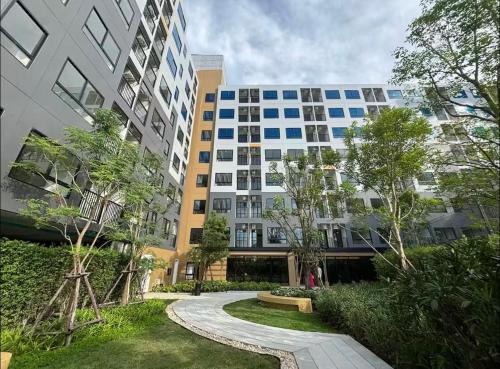 North Pattaya Apartment | Vay Pothisan