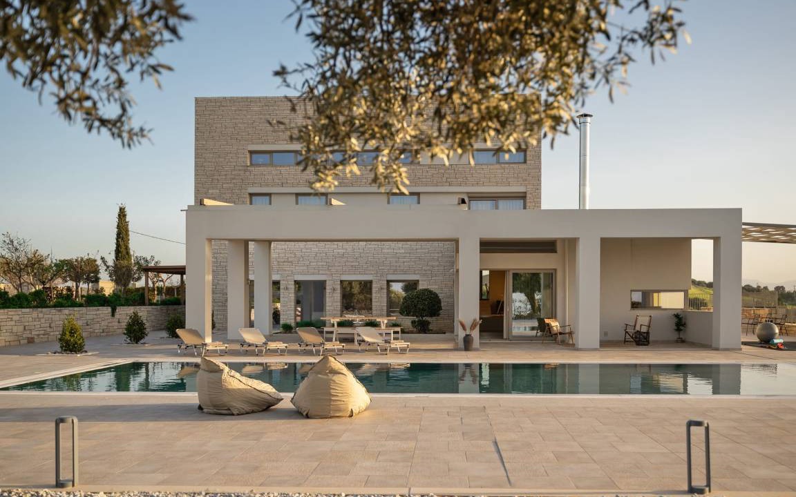 Archanes Villa | Villa ∙ 5 bedrooms ∙ 10 guests