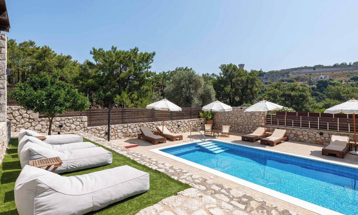 Ixia Villa | Villa Adonis Nature with Private Pool