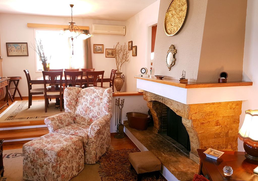 Rafina-Pikermi House | Villa Blue. Two storey house, 100 meters from sea