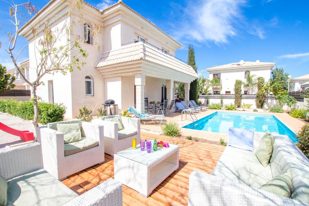 Kapparis Villa | Villa Blue Water Bay 125