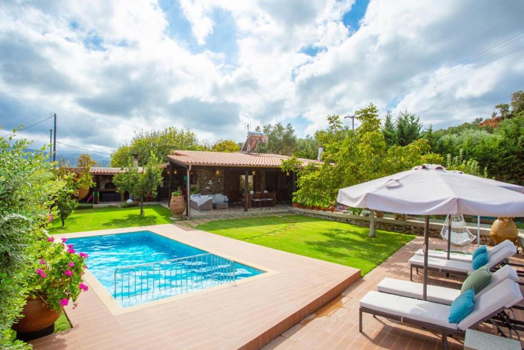 Sirili House | Villa Casa Avocado