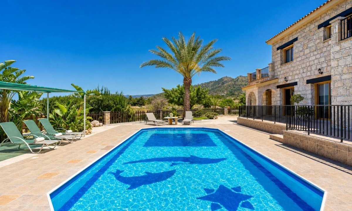 Argaka Villa | Villa Chrisandria - Three Bedroom Villa, Sleeps 6