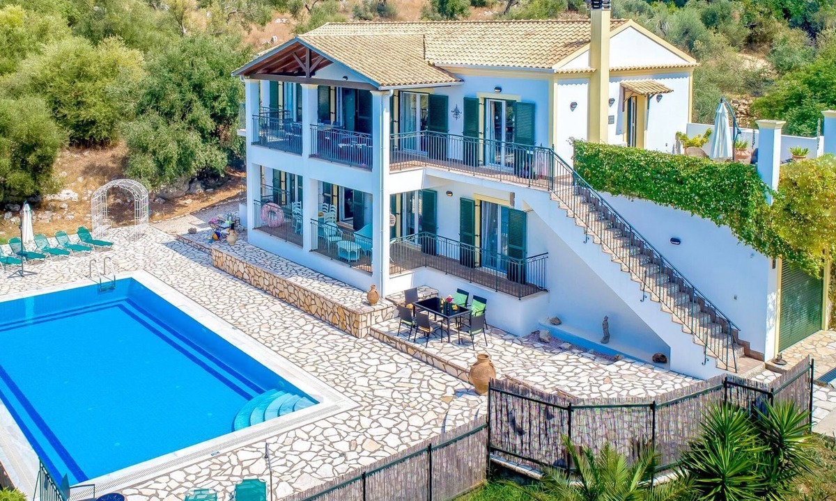 Agios Ilias Villa | Villa di Giovanni by PosarelliVillas