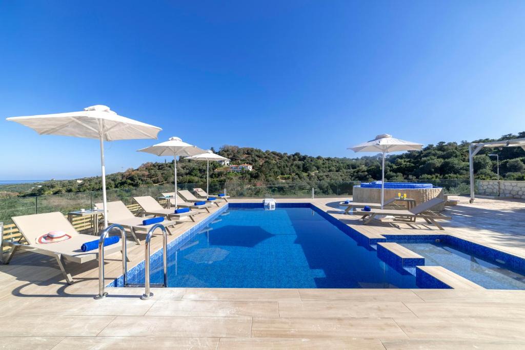 Episkopi Villa | Villa Etesians Heated Pool & Jacuzzi