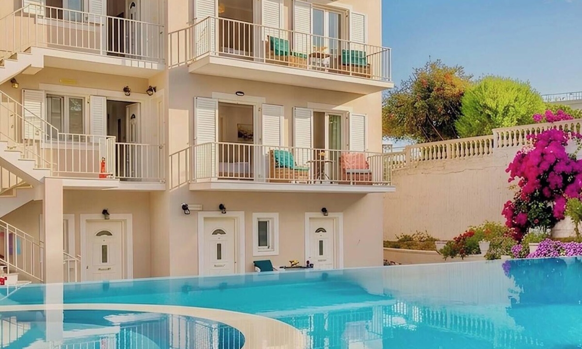 Agios Stefanos Avliotes Villa | Villa Kouros with private pool for up to 32 guests
