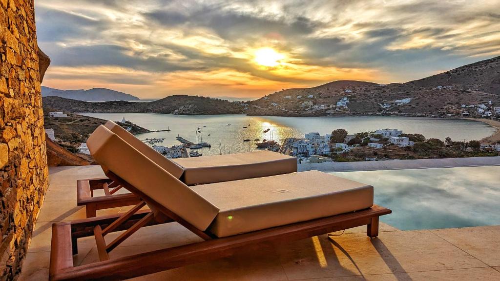 Ios Town Villa | Villa Mirabilis