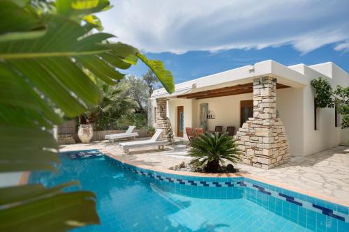Pitsidia Apartment | Villa paradiso 1 with private pool