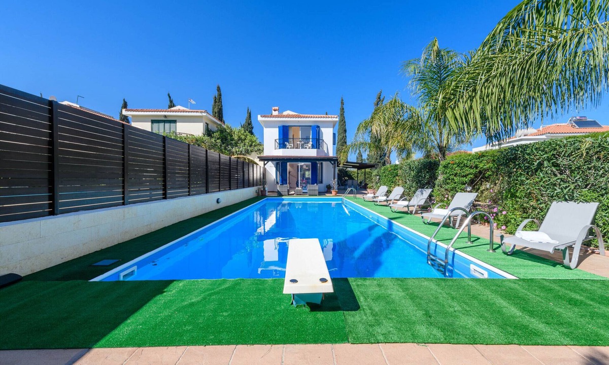 Protaras Villa | Villa Penelope - Charming Protaras Centre Getaway