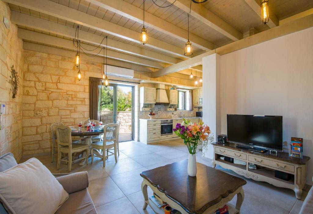 Kato Stalos Villa | Villa Sirocos