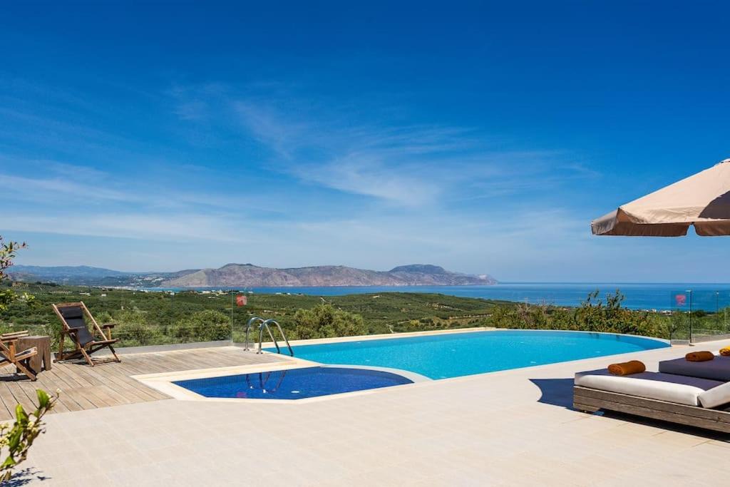 Episkopi Villa | Villa Sugar - Idyllic Sunset Near Beach by etouri