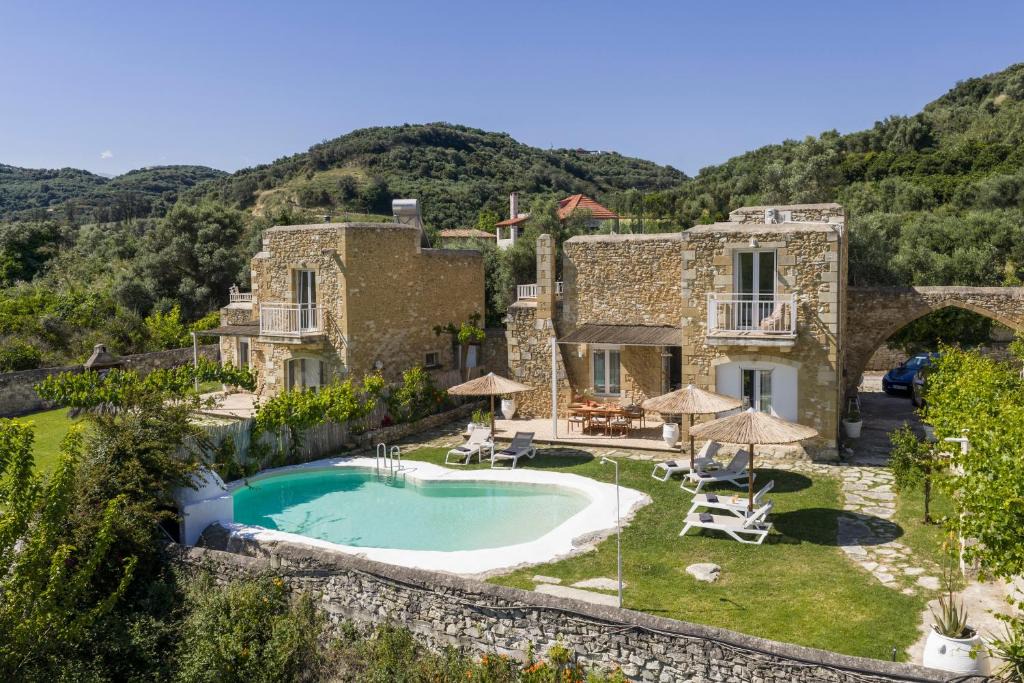 Agia Villa | Villa Violanda With Pool and Garden near Platanias