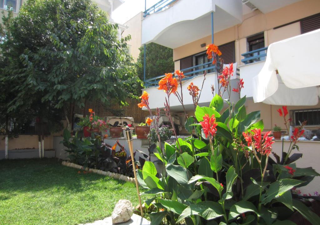 Nea Iraklitsa Apartment | Vivi Apartments