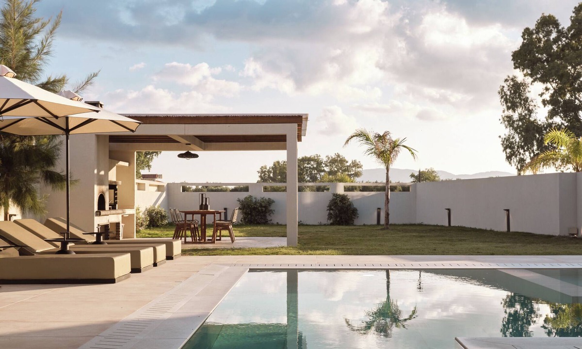 Agrilia Villa | Vorto Luxury Villa II, with Pool & Hydromassage