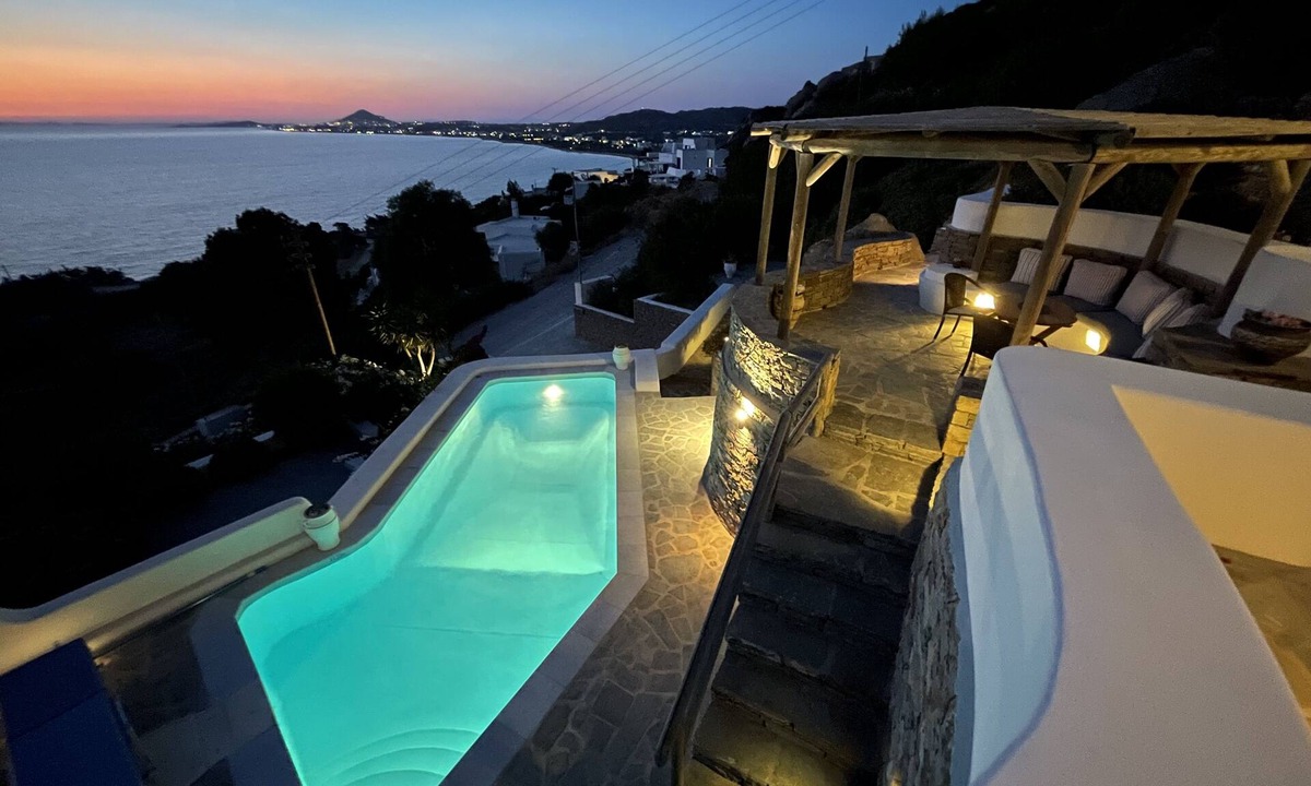 Maragas Villa | WONDERFUL VILLA WITH SPECTACULAR VIEWS AND PRIVATE POOL, 150m FROM THE BEACH
