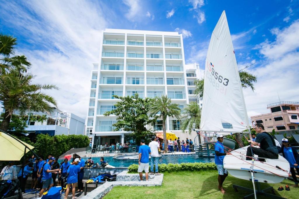 Na Chom Thian Hotel | Worita Cove Hotel