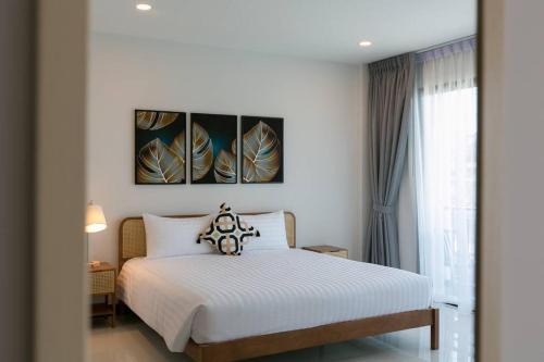 Chalong Apartment | WOW Academy Balcony 2B Fitness Street Phuket