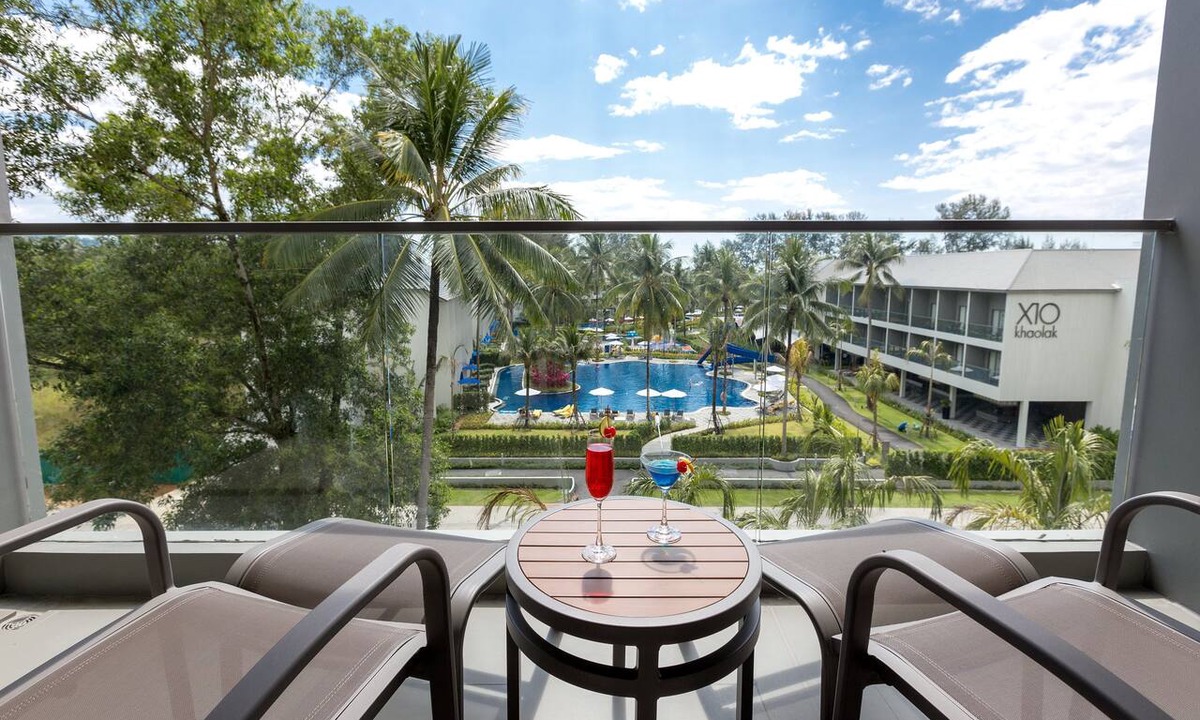 Khuekkhak Hotel | X10 Khaolak