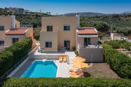 Adelianos Kampos Villa | Yanni's Villas