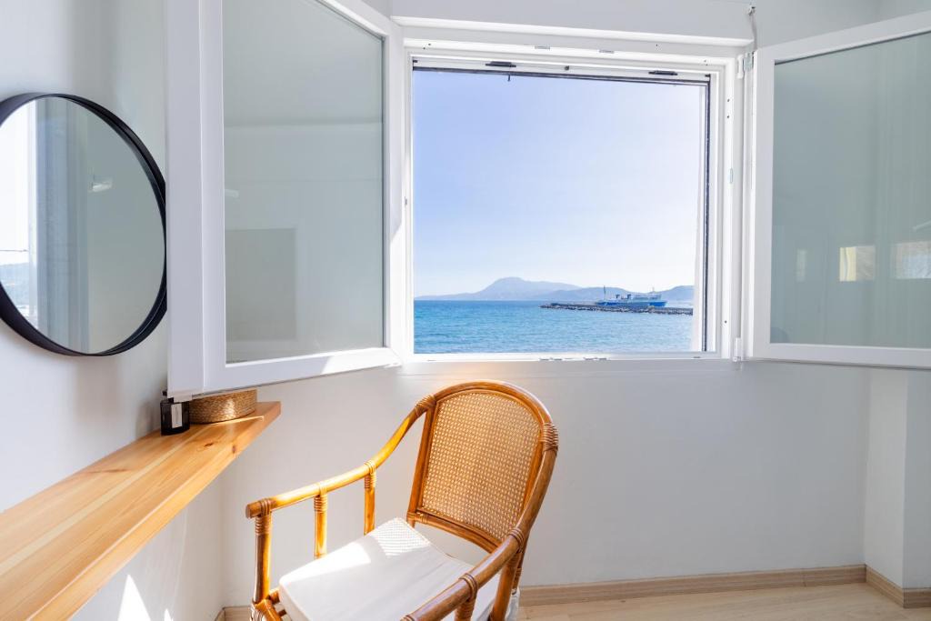 Sipiada House | Yayas view Kymi