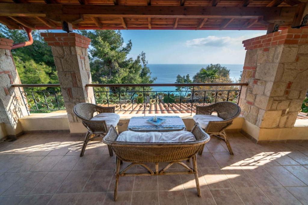Zennova Villa | Afytos