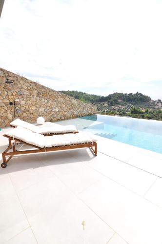 Nea Skioni Villa | Zennova #52 Villa Cueva