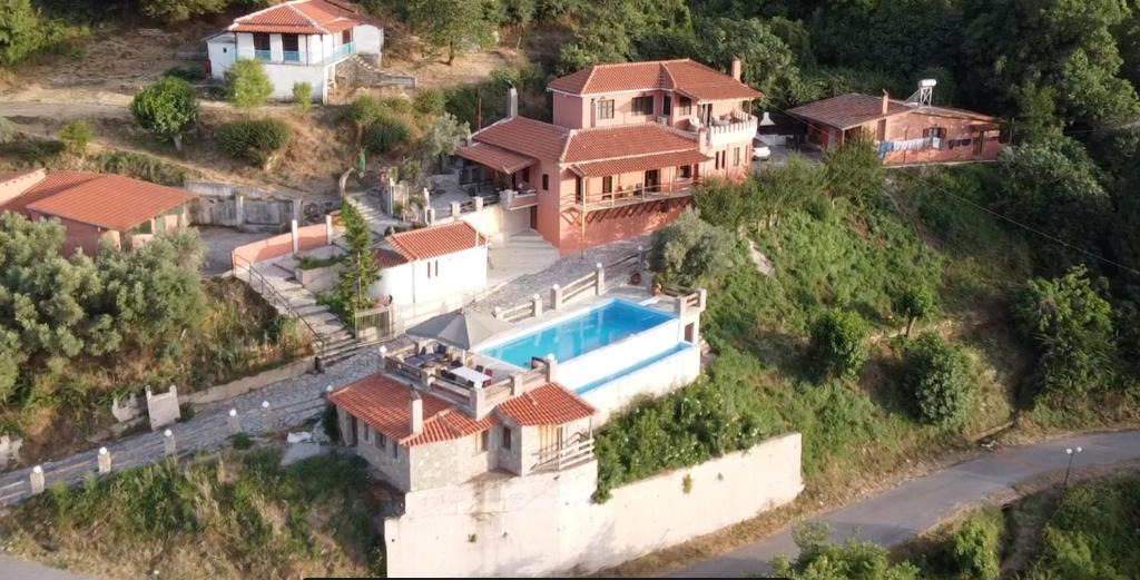 Andritsaina Villa | ZenTerra Country house with prive swimming pool and view