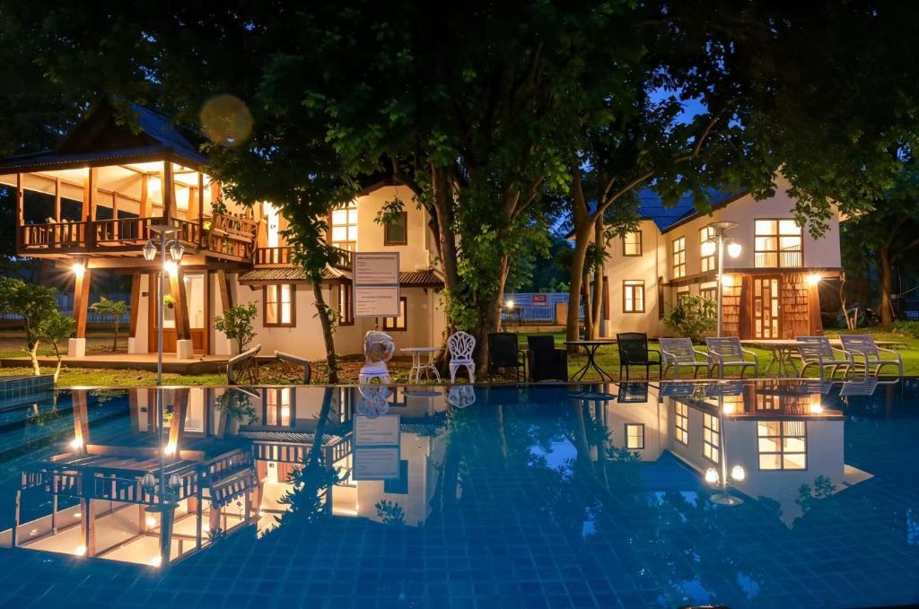 Samoeng House | ZJ stay over the moon Wellness resort and cafe