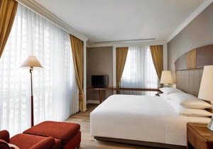100 m² Hotel ∙ 2 bedrooms ∙ 4 guests