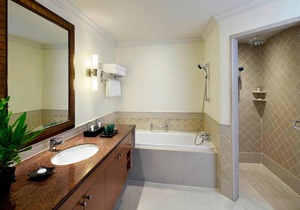 100 m² Hotel ∙ 2 bedrooms ∙ 4 guests