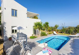180 m² Villa ∙ 2 bedrooms ∙ 6 guests in Rethymno
